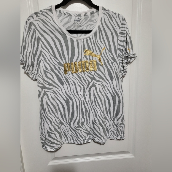 Puma T-Shirt - Picture 1 of 3